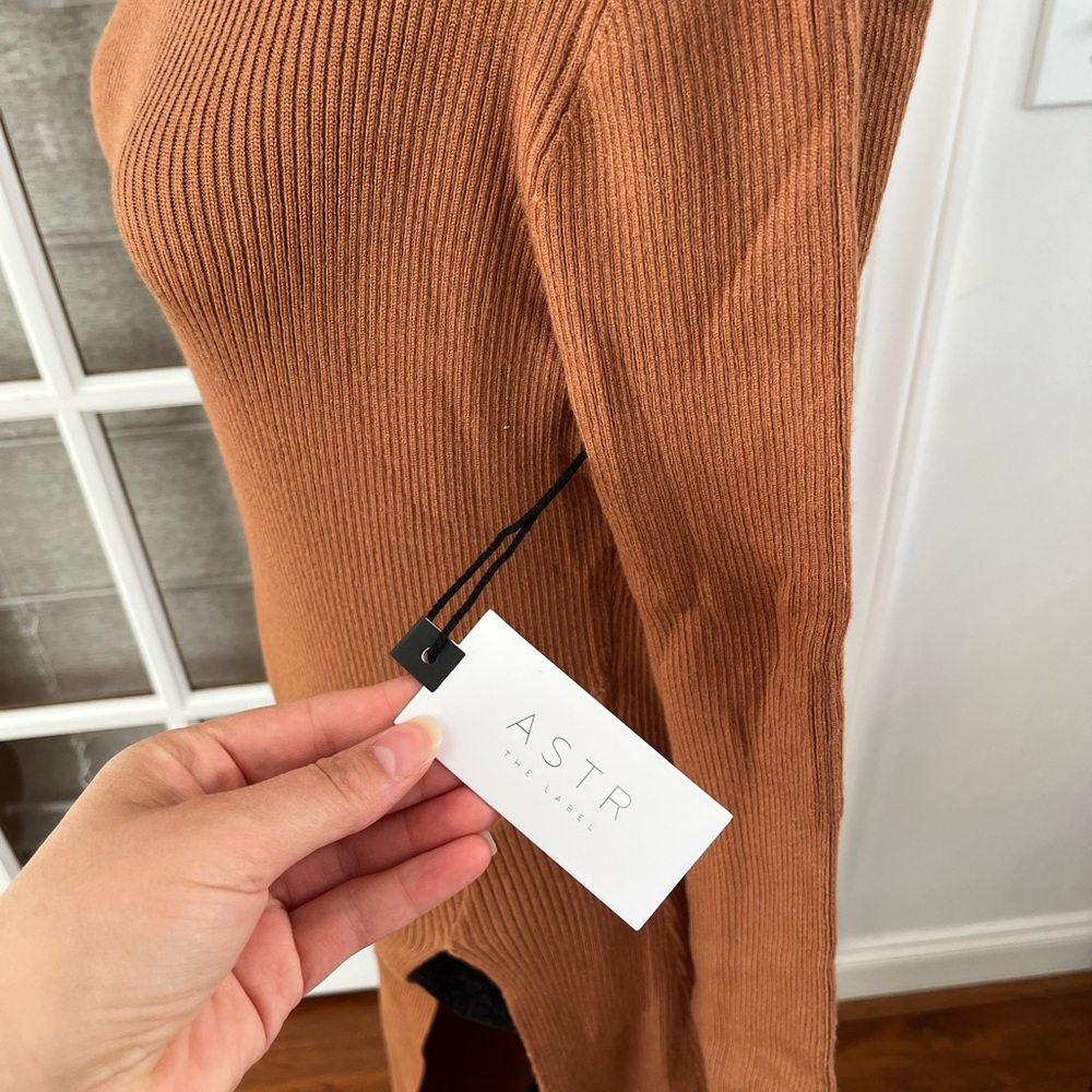 Astr Camel Ribbed Knit Dress - Picture 5 of 11